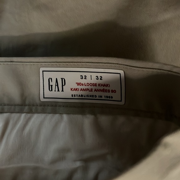 Brand new gap khakis - Picture 7 of 7